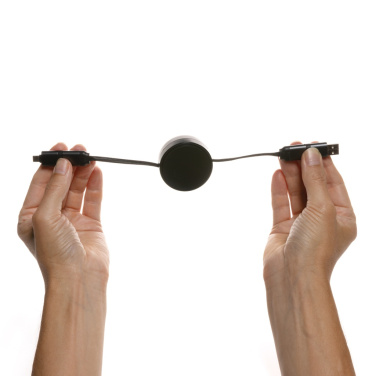 Logotrade Logogeschenke das Foto: Terra aufrollbares 6-in-1-Kabel aus RCS recyceltem Aluminium