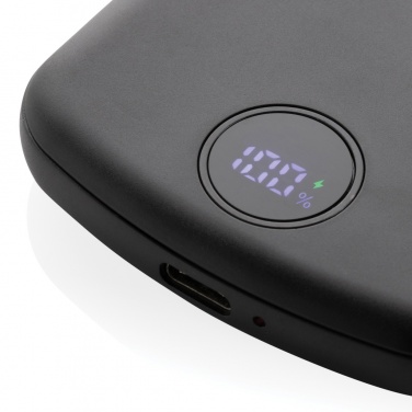 Logotrade Firmengeschenke das Foto: MagBoost 5.000mAh magnetische Powerbank aus RCS rec. Plastik