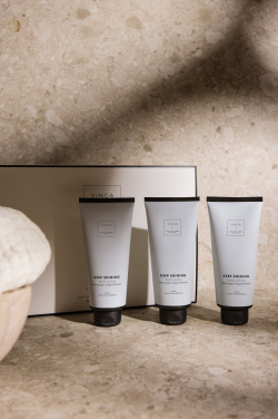 Logotrade Geschäftsgeschenke das Foto: VINGA x TGL Körperpflege-Geschenkset