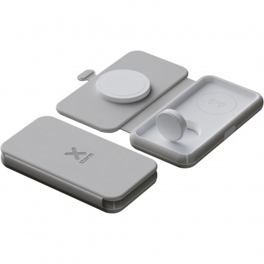 Logo trade promotional giveaways image of: Xtorm XWF31 15W foldable 3-in-1 wireless travel charger