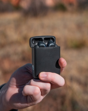 Logo trade business gifts image of: Skywave RCS recycled plastic solar earbuds