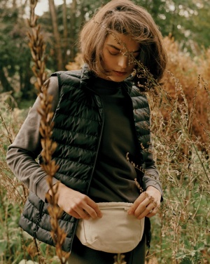 Logo trade corporate gifts image of: Iqoniq Meru women recycled polyester bodywarmer