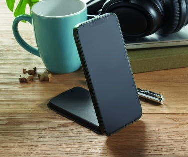 Logo trade corporate gifts picture of: Foldable magnetic charger 15W