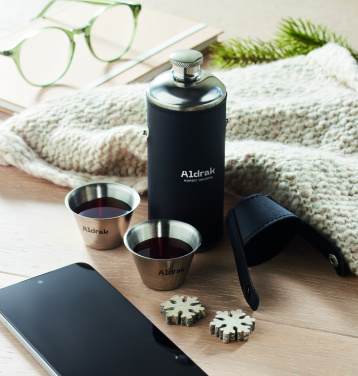 Logotrade advertising product picture of: Hip flask with shot cups