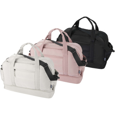 Logotrade promotional gift image of: Puffer GRS recycled duffel bag with insulated bottom 30L
