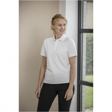 Logotrade reklaamkingitused pilt: Emerald lühikeste varrukatega unisex Aware™ taaskasutatud polo