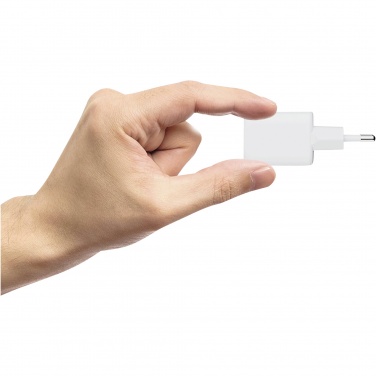 Logotrade reklaamkingid pilt: Xtorm XEC035 GaN² Ultra 35W seinalaadija