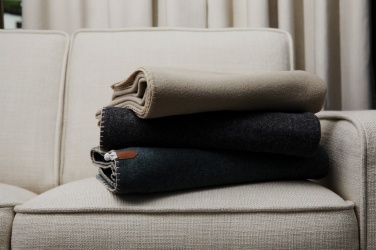 Logotrade firmakingitused pilt: VINGA melanž pleed Bilton