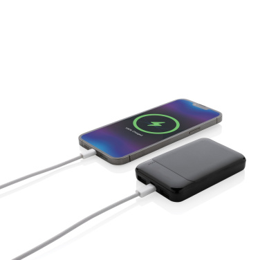 Logotrade ärikingi foto: RCS taaskasutatud plastist 5000 mAh akupank