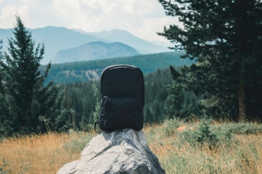 Logotrade reklaamkingi foto: Dillon AWARE™ RPET kokkupandav klassikaline seljakott