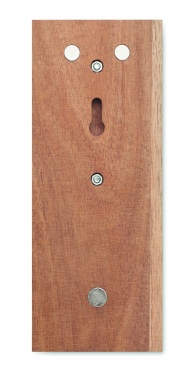 Logotrade ärikingituse foto: Seinale kinnitatav pudeliavaja