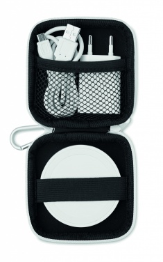 Logotrade ärikingituse foto: Juhtmeta laadija reisikomplekt