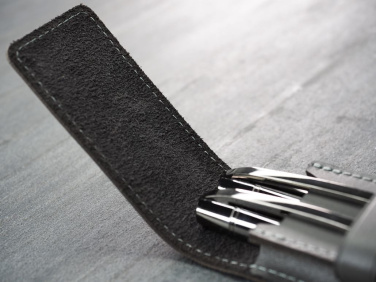 Logotrade ärikingitused pilt: Nahast vutlar kirjutusvahenditele 1221131