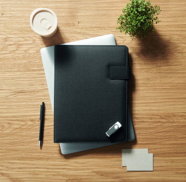 Logo trade reklaamtooted foto: BURGUS A4 kaust ja juhtmevaba laadija