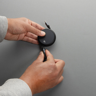 Logotrade firmakingituse foto: Terra RCS alumiiniumist sissetõmmatav 240W 2-in-1 kaabel