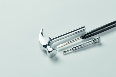 Logotrade ärikingi foto: CLAW IT süsinikterasest haamer ja kruvikeeraja