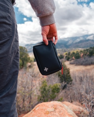 Logo trade liikelahja kuva: Ensiapusetti RCS nubuck PU-materiaalista