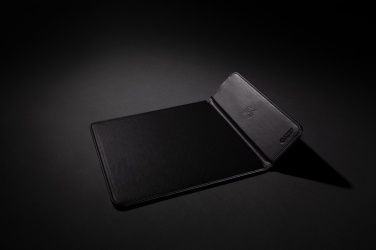 Logotrade mainoslahja ja liikelahja kuva: Swiss Peak RCS 10W hiirimatto langattomalla latauksella