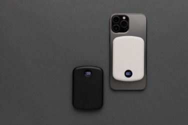 Logotrade mainostuote tuotekuva: MagBoost 5000mAh magneettinen virtapankki RCS muovista