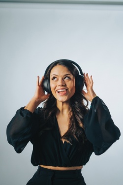 Logo trade liikelahjat mainoslahjat kuva: Urban Vitamin Cupertino RCS ANC kuulokkeet