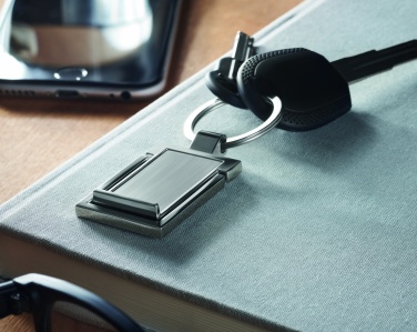 Logo trade liikelahjat mainoslahjat kuva: Metallinen avaimenperä Seinäjoki