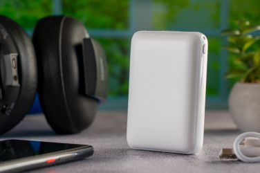 Logo trade mainoslahja ja liikelahja tuotekuva: Virtalähde 10 000 mAh KILLIS