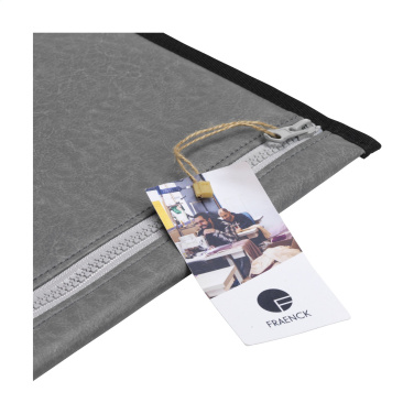 Logotrade liikelahja mainoslahja kuva: Fraenck Bobby kannettavan tietokoneen suojus 14"