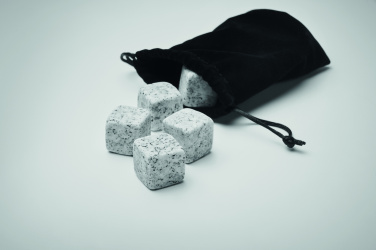 Logotrade mainoslahja tuotekuva: 9 kivijääkuutiota laatikossa