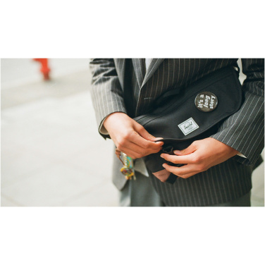 Logotrade reklaminiai produktai nuotrauka: Herschel Cove perdirbtas pasiuntinių krepšys 22,5L