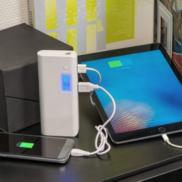 Logotrade korporatīvās dāvanas foto: Jaudas banka STAFFORD