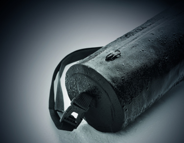 Logotrade ziemassvētku dāvanas foto: Sporta sausā soma no 300D RPET materiāla