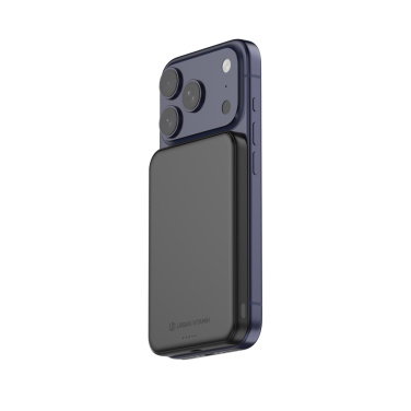 Логотрейд pекламные продукты картинка: Urban Vitamin Pomona 5000mAh Qi2.2 25W магнитный повербанк