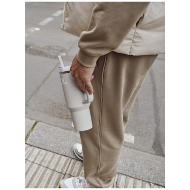 Logotrade reklamprodukter bild: Stanley Quencher H2.0 1 200 ml mugg